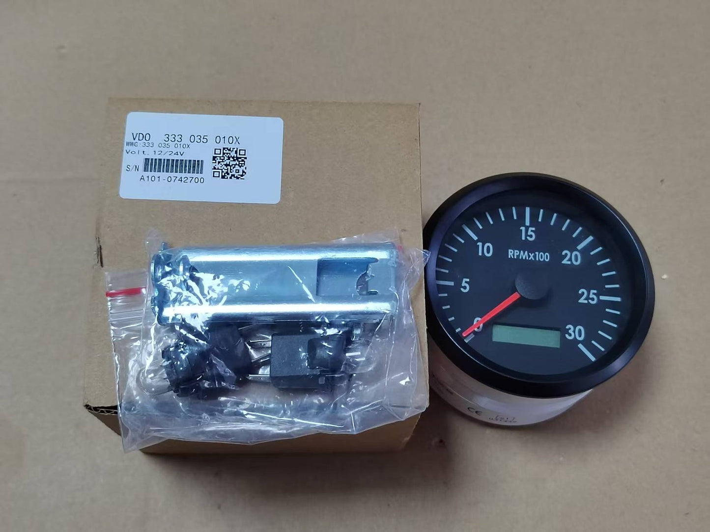 1PC VDO repalcement instrument speed hour meter 333 035 010X 0~3000 turn 12/24V