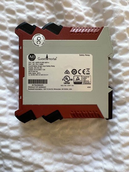 Allen-Bradley Guardmaster Safety Relay 440R-S13R2 NEW USA - ALLEN-BRADLEY