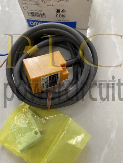 OMRON TL-N7MD15 Proximity switch 1PCUS