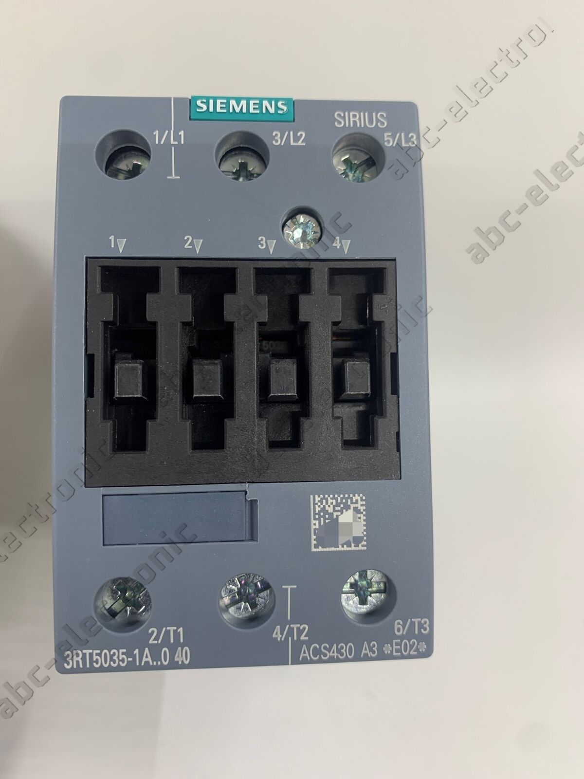 new 1PCS  contactor 3RT5035-1AG20 SIEMENS