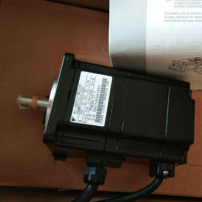 1PC Yaskawa AC Servo Motor SGMPH-02A1A-YR11 - YASKAWA