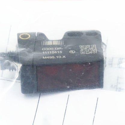 new For BAUMER O300.GP-11110415 30-200mm 10-30V DC Photoelectric Switch Sensor - BAUMER