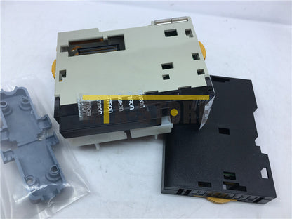 new 1pcs Omron CJ1M-CPU13 CJ1MCPU13 PLC CPU IN BOX