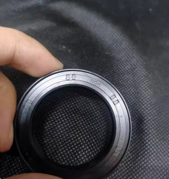 1PCS FIT FOR BZ5913E oil seal