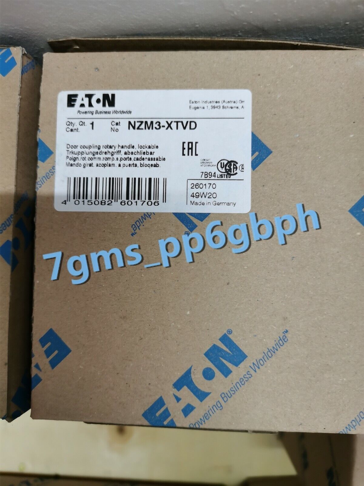 new 1 PCS  EATON circuit breaker handle operating mechanism NZM3-XTVD black EATON