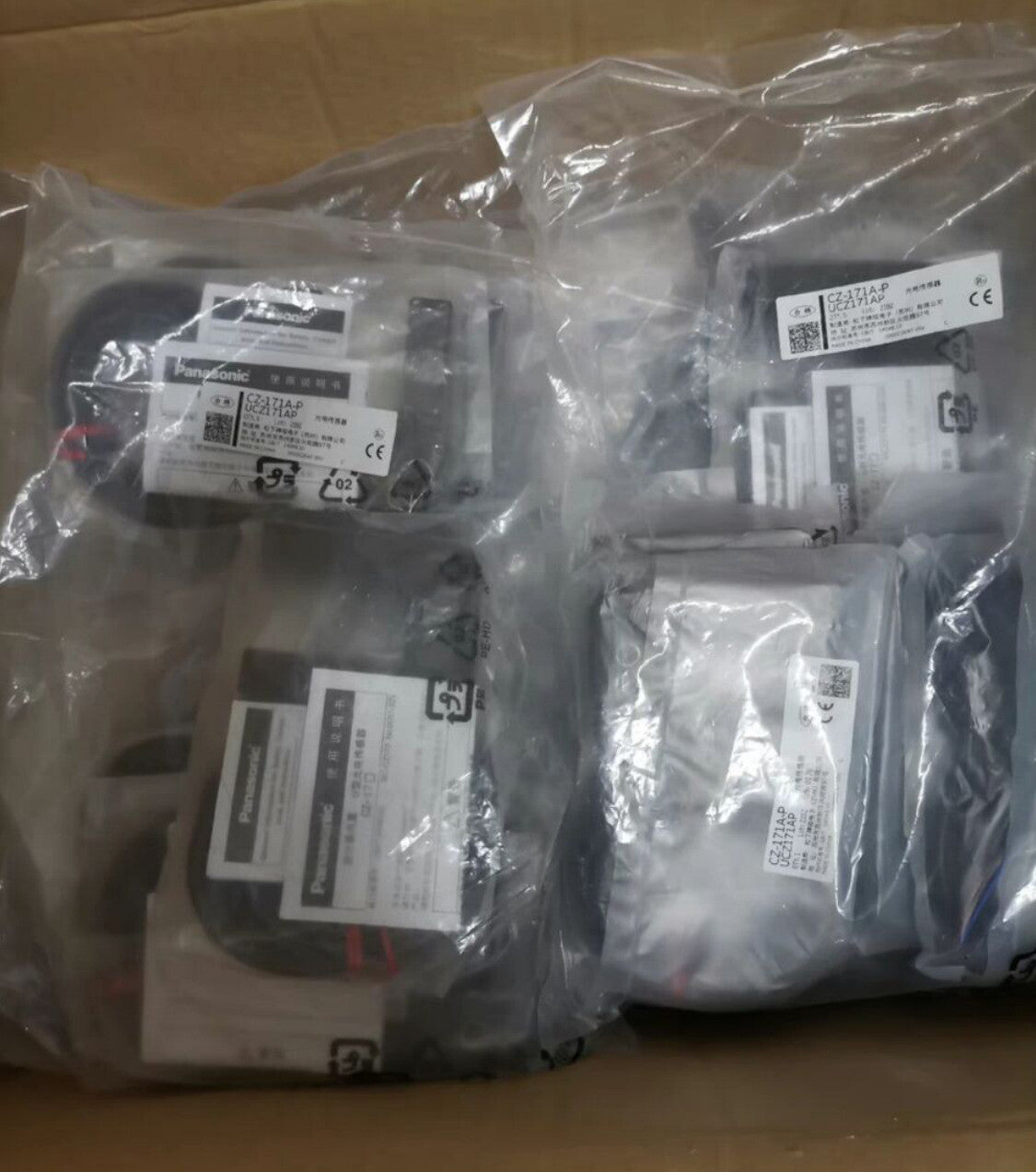 1PC  Panasonic CZ-171A-P UCZ171AP Photo Sensor  Free Ship