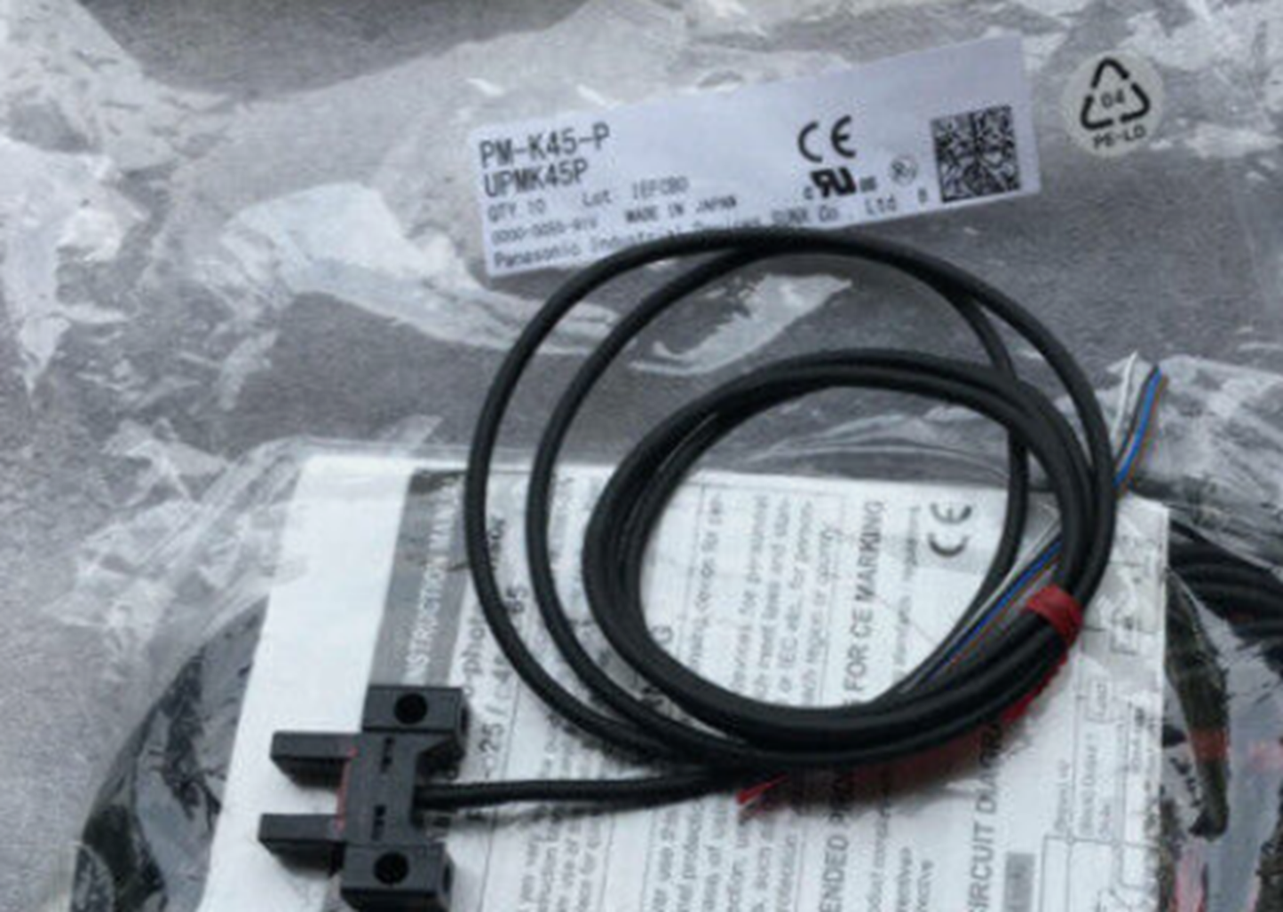 PANASONIC PM-K45 Photoelectric Sensor with High Sensitivity and Fast Response - PANASONIC
