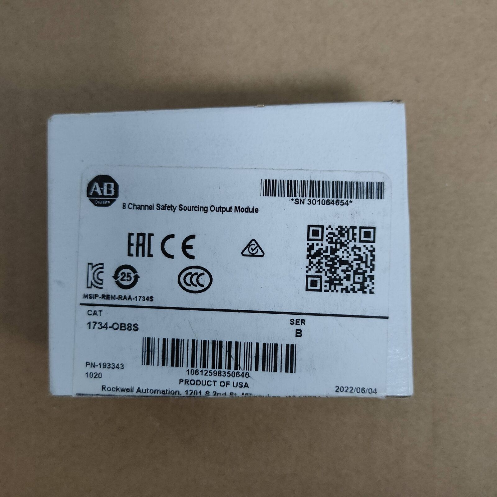 Allen-Bradley 1734-OB8S Safety Output Module: 8-Point Safety Source - ALLEN-BRADLEY