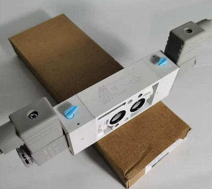1PCS FIT FOR Mindman MVSN-300-4E2-AC220 solenoid valve MVSN-300-4E2 AC220V