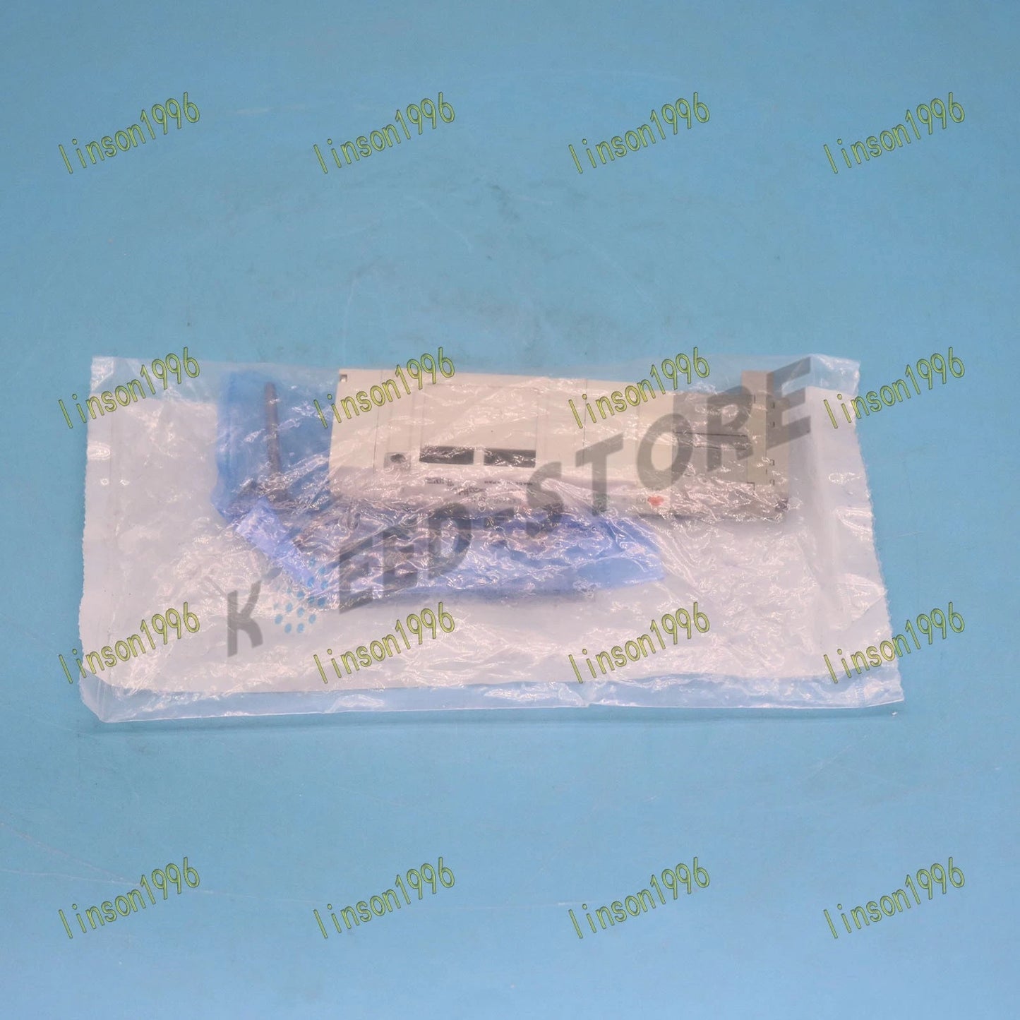 1pcs SMC SX5240-5LOZ solenoid valve Free shipping
