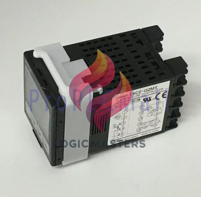 Omron E5CZ-Q2MT Temperature Controller 100-240VAC~