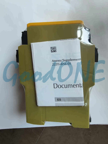 new Pilz PNOZ E1vp 10 Safety Relay 774131 3d - PILZ