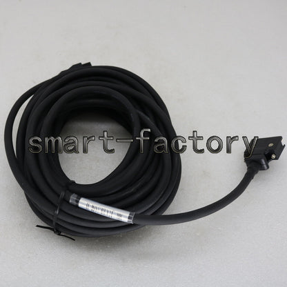 Mitsubishi MR-JCCBL10M-H industrial PLC controller - MITSUBISHI