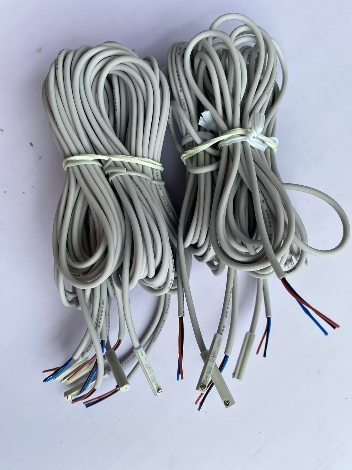 new 1PCS SMC D-M9PL DM9PL Auto Switch Sensor D-M9P - SMC