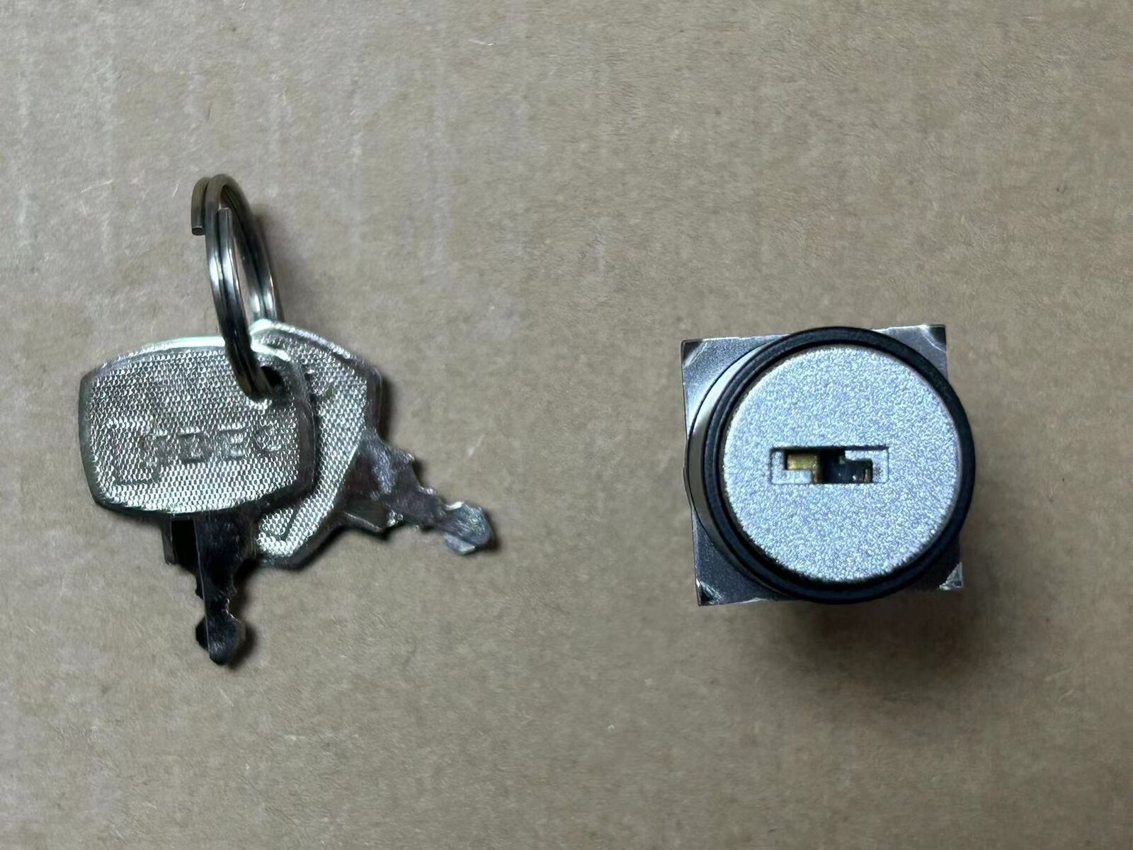 new Yaskawa robot key switch DX100 JZRCR-YPP01-1 teach pendant selector switch - YASKAWA