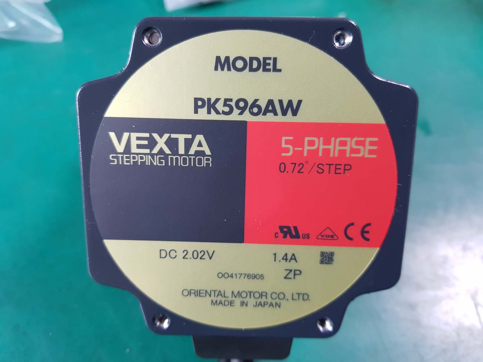 new 1PC  Vexta PK596AW Stepping Motor Model PK596AW ping