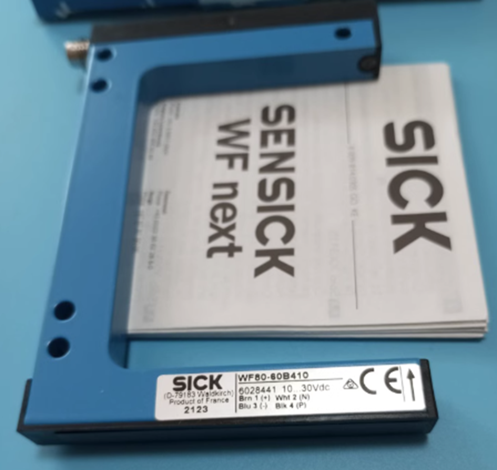 new  SICK WF80-60B410 PLC SLOT SENSOR LED, infrared NPN M8 PLUG 4-PIN