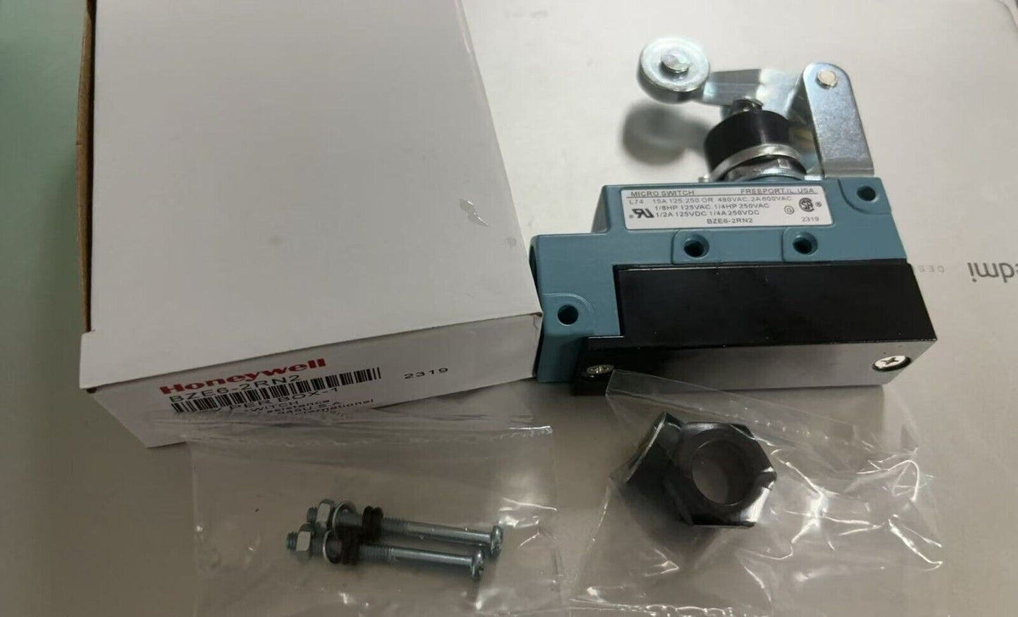 1PCS limit switch Substitute for BZE6-2RN2