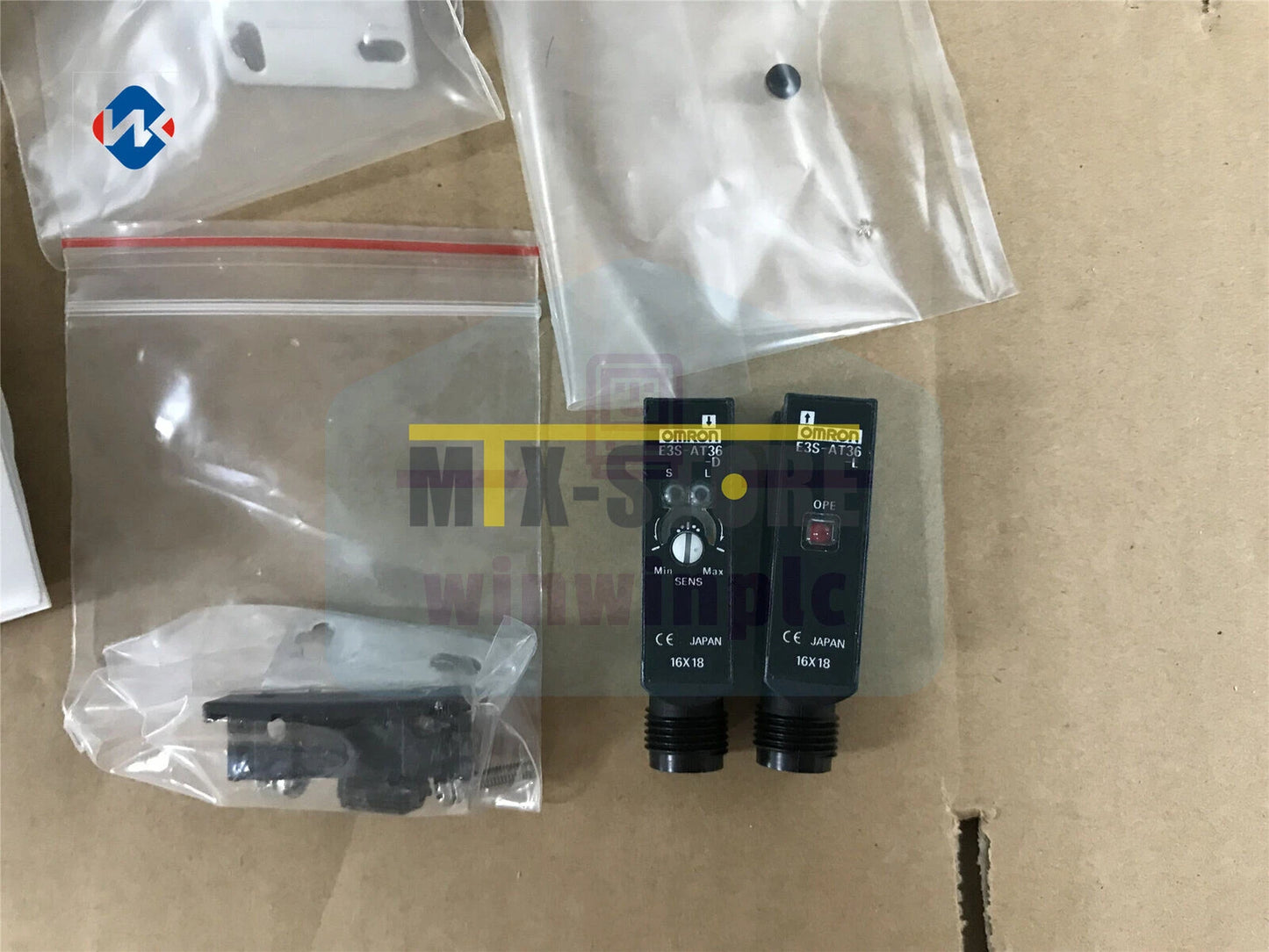 1pcs IN BOX Omron E3S-AT36 Free ship Fast delivery