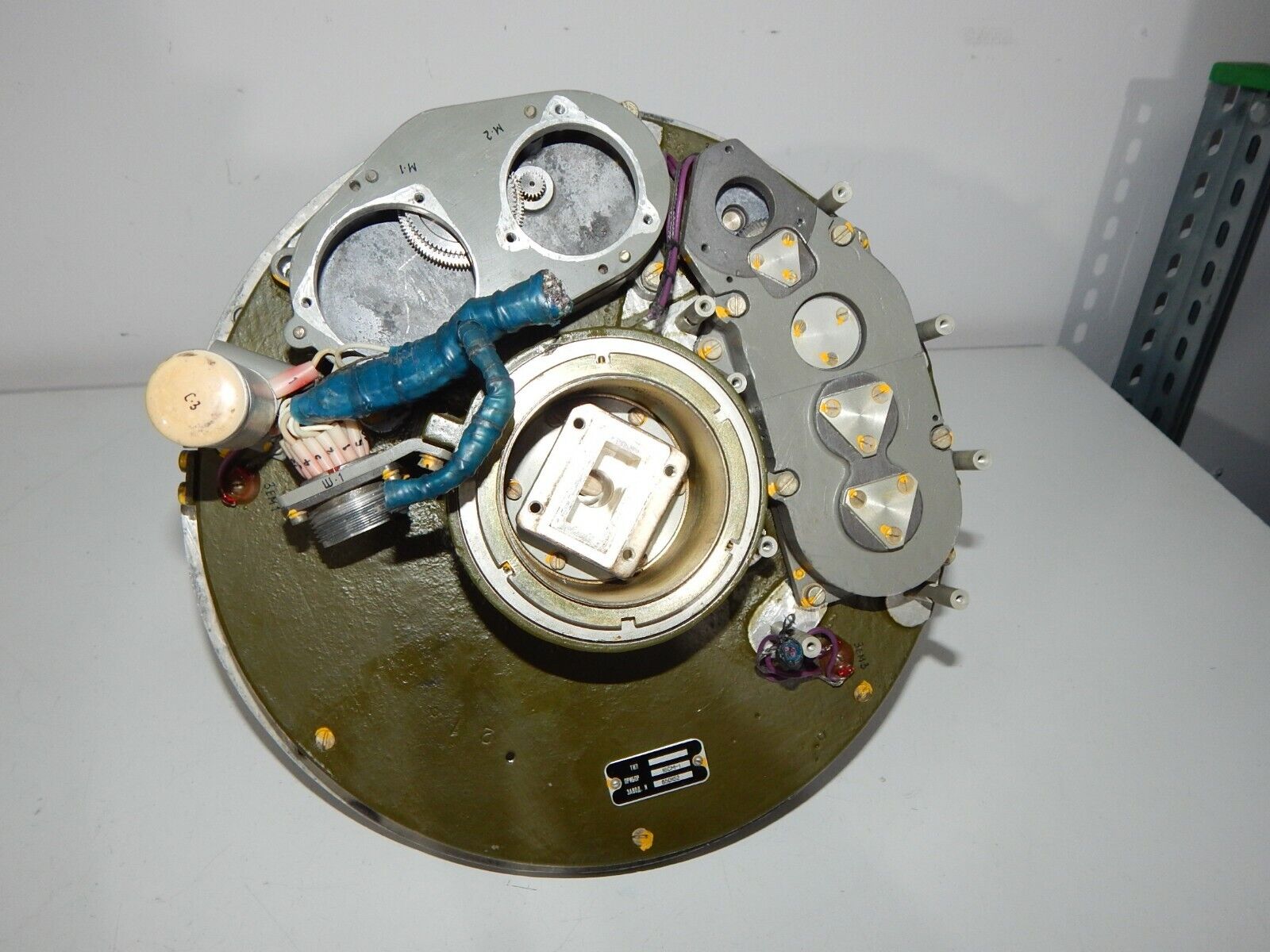 Russian Microwave Antenna for Collectible Use - TECHCOLLECTIBLES