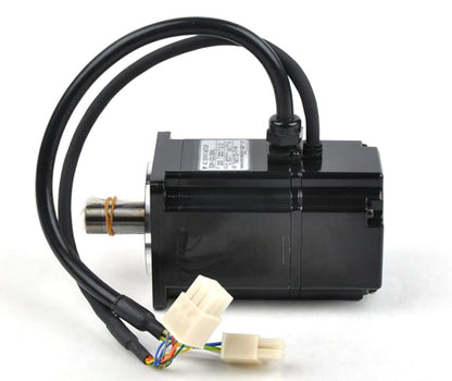 new YASKAWA SGM-02U3B4L Servo Motor - YASKAWA