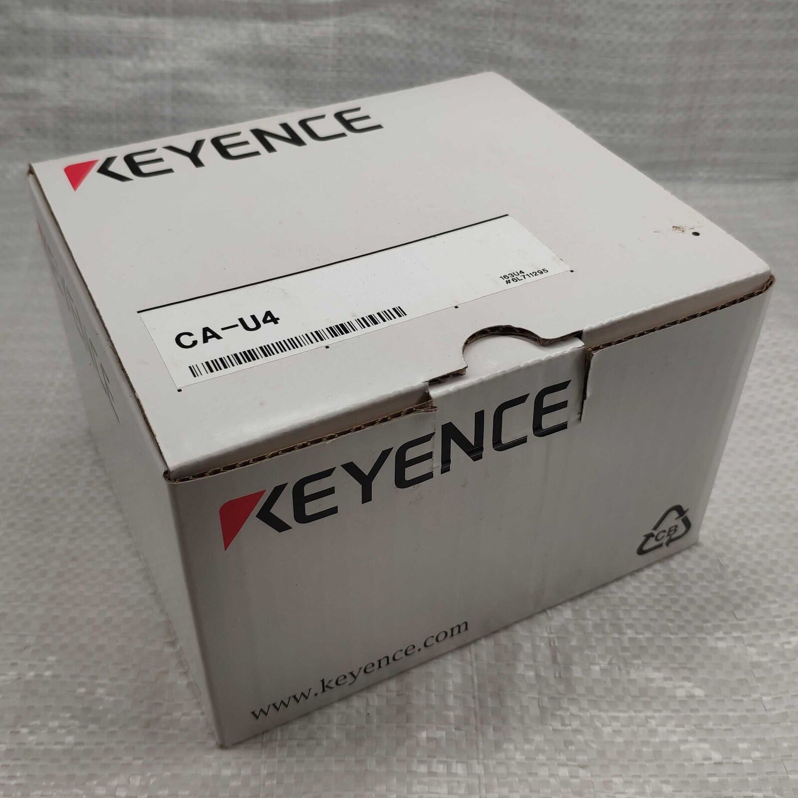 KEYENCE Laser Displacement Sensor CA-U4: Precision Measurement Solution - KEYENCE