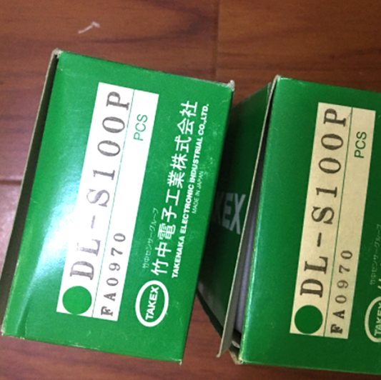 New TAKEX DL-S100P Photoelectric Sensor - High-Precision Motion Detection - TAKEX