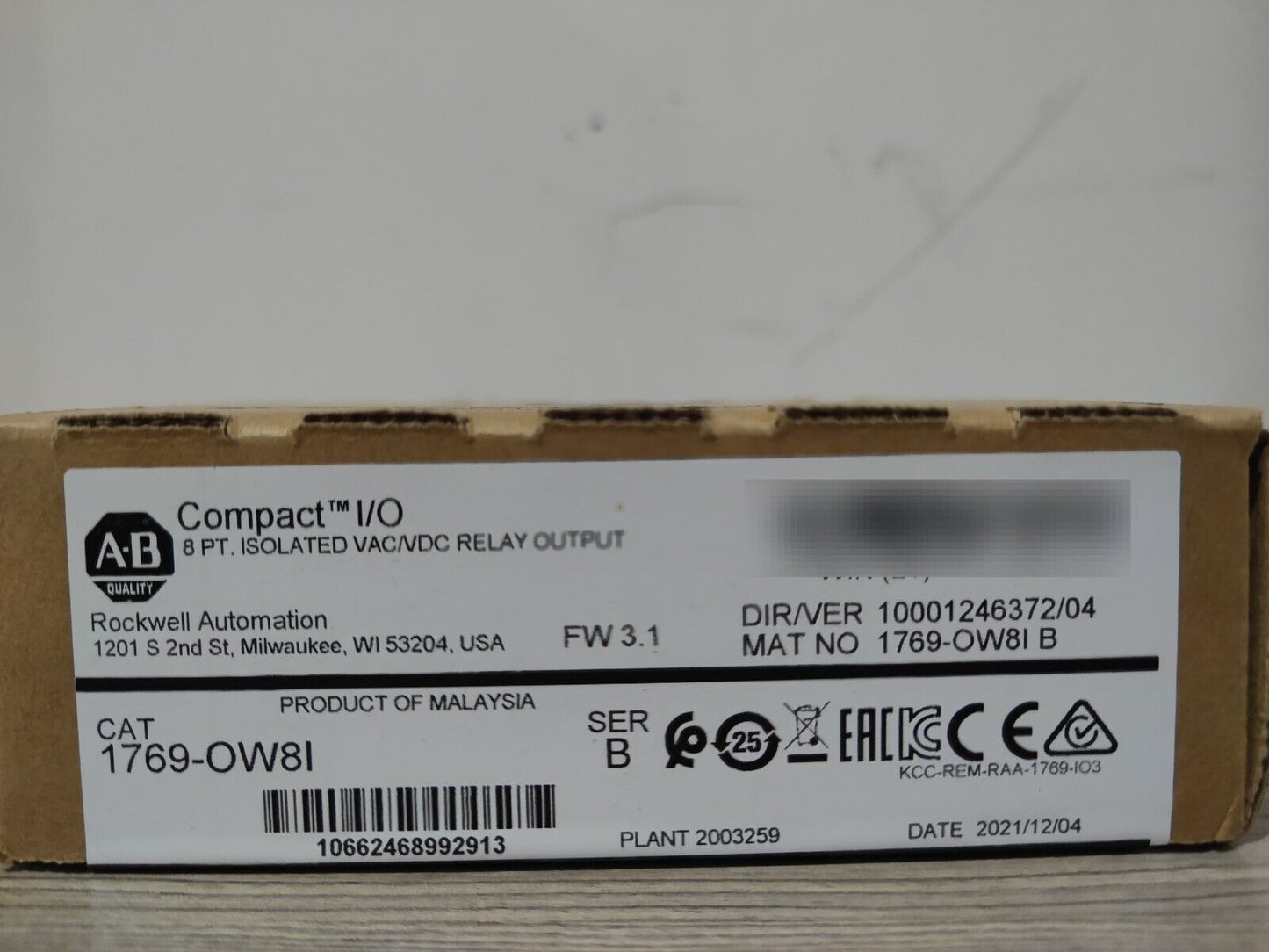 AB 1769-OW8I Compact 8 Port Output Module FW3.1 2022 New Factory Sealed - AB