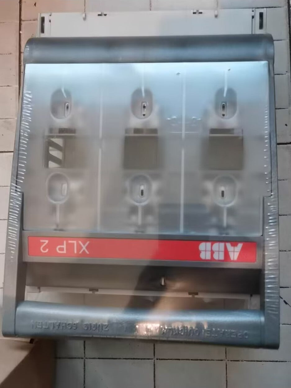 1PC  ABB XLP2 1SEP101892R0001 Fuse Switch Disconn