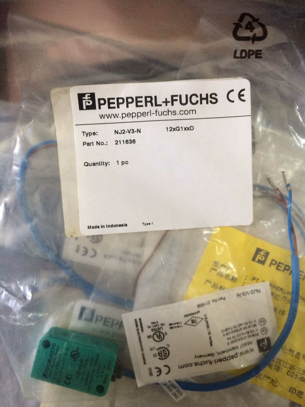 new ONE  Pepperl+Fuchs Proximity switch NJ2-V3-N