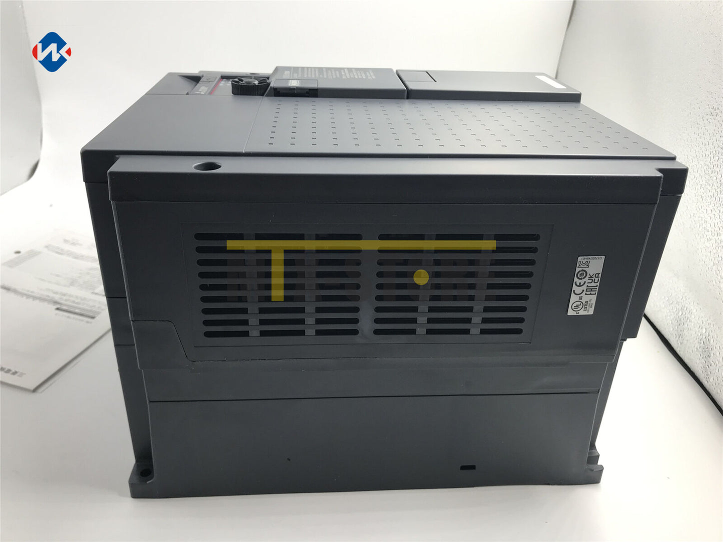 new 1PCS In Box MITSUBISHI FR-E720-11K - MITSUBISHI