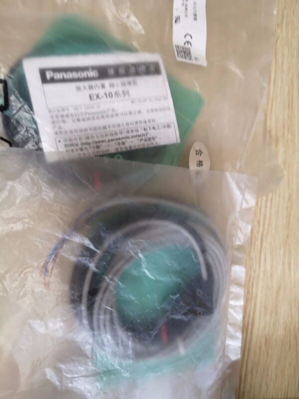 1PC  Panasonic EX-11EA-PN UEX11EAPN Photoelectric Switch  Free Ship