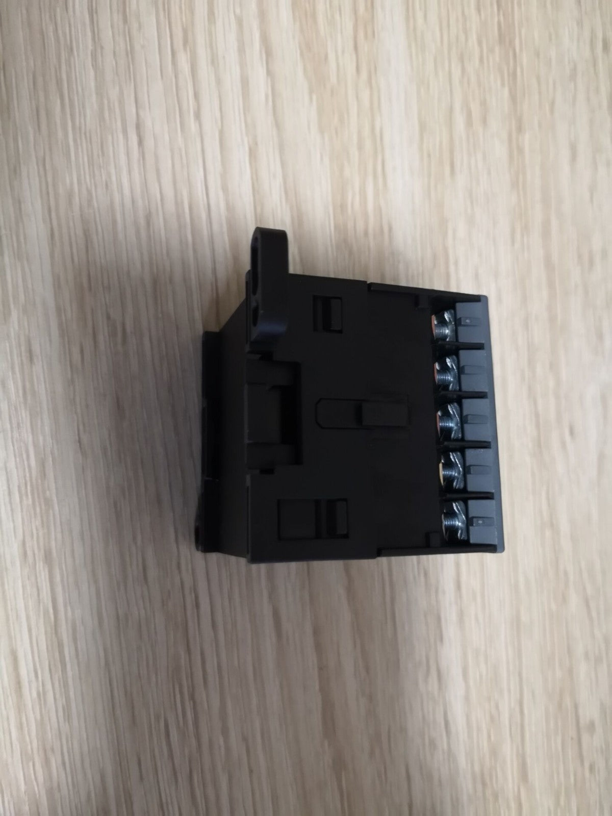 1PCS  ABB B7-30-01 24VAC Contactor
