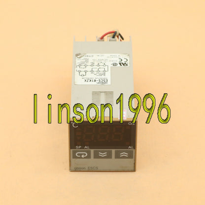 used Omron E5CS-R1KJX Temperature Controller Good - OMRON