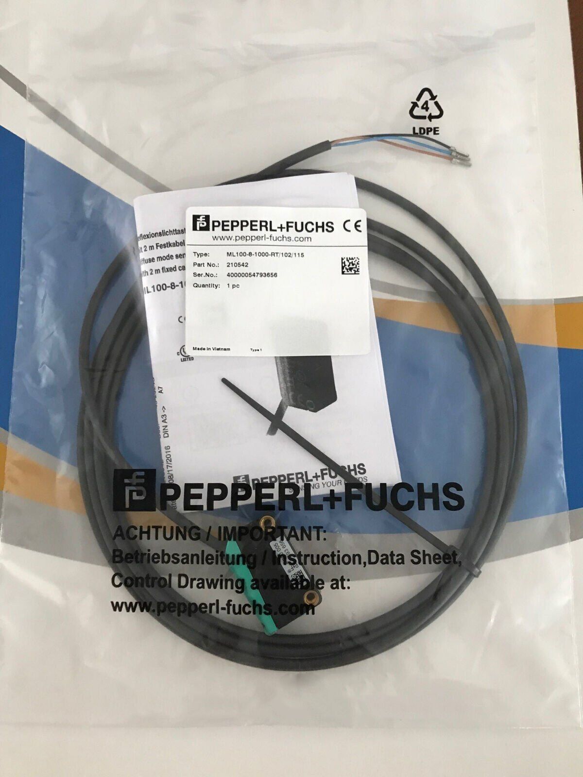 PEPPERL+FUCHS ML100-8-1000 Proximity Sensor - PEPPERL+FUCHS