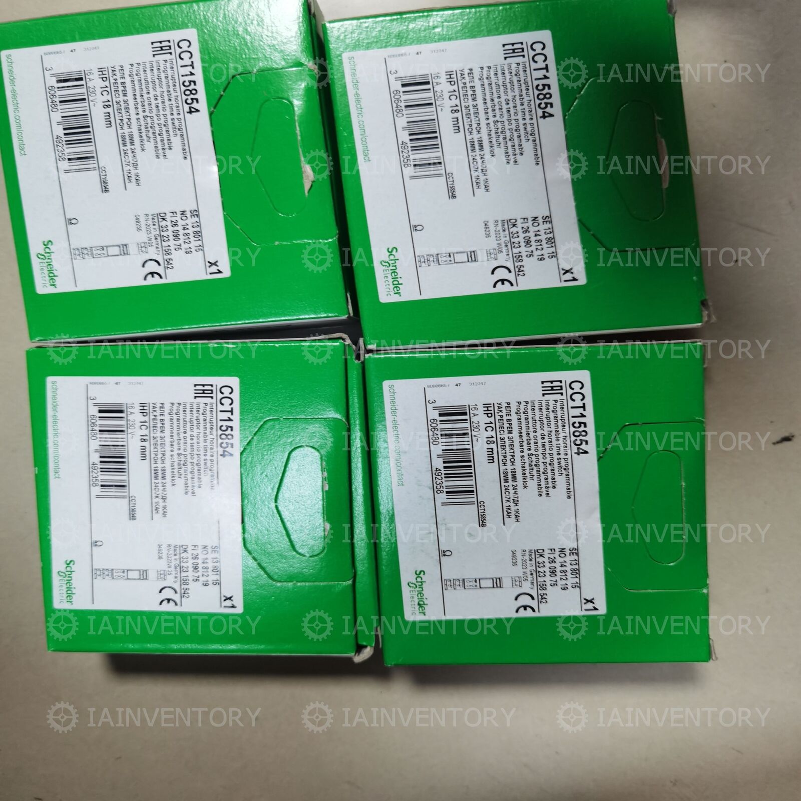 New Schneider Timer for DIN Rail 18mm 1C 16A 24H 7D 1-Channel /T1DE - SCHNEIDER