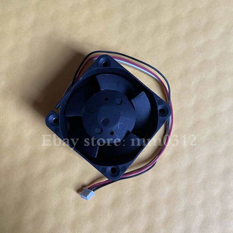 used AVC DB04028B12U P066 DC12V 0.66A 4028 4-wire server cooling fan