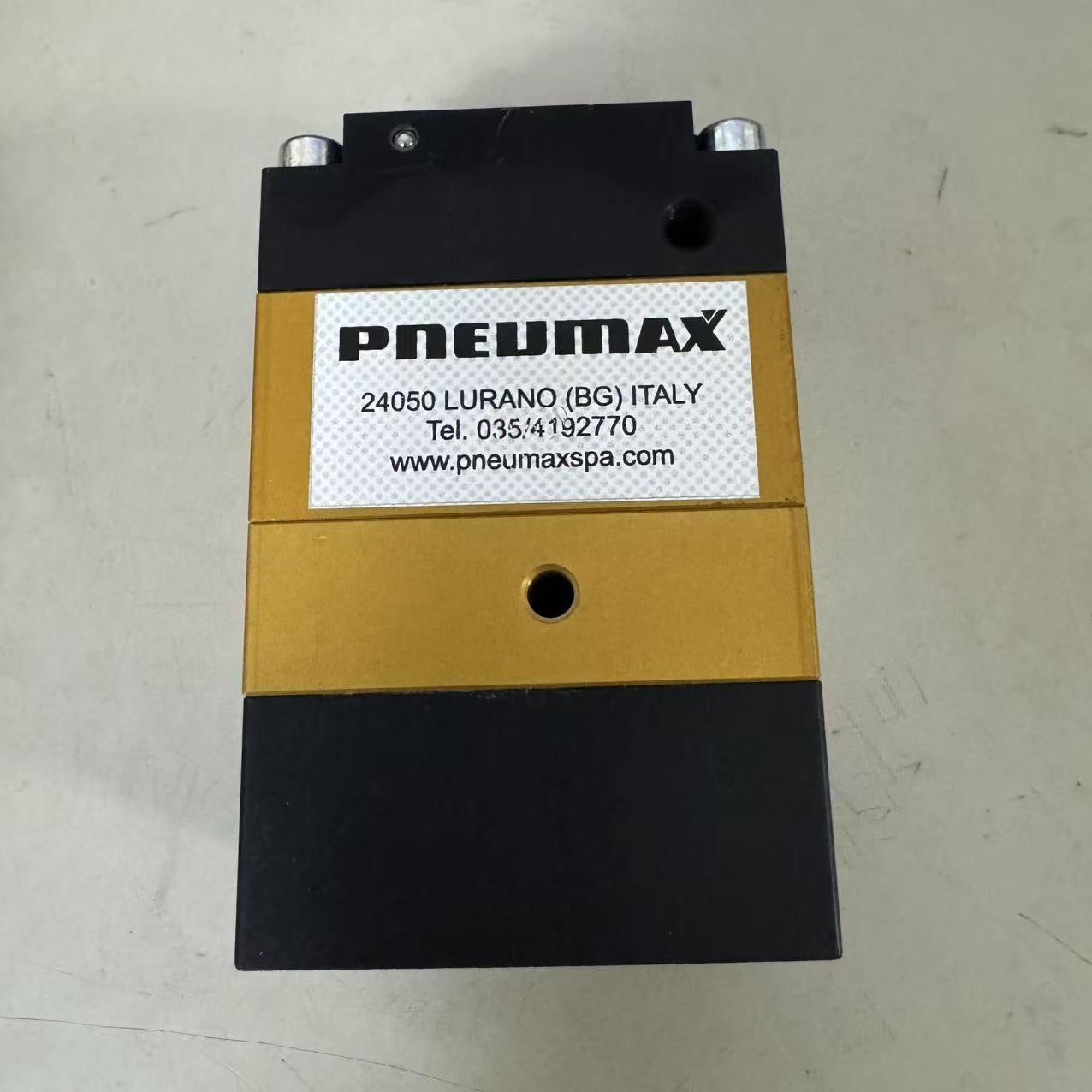 1PC FIT FOR PNEUMAX ironing equipment safety valve 900.18.9