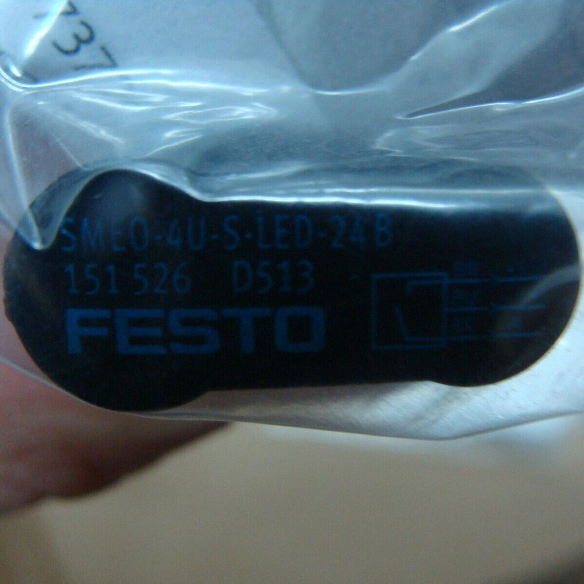 1PC FESTO Magnetic Switch SMEO-4U-S-LED-24-B 151526 Fast - FESTO