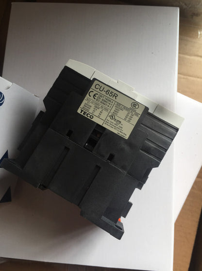 1PCS  TECO CU-65R CU65R AC CONTACTOR IN BOX 220V 3A2a2b