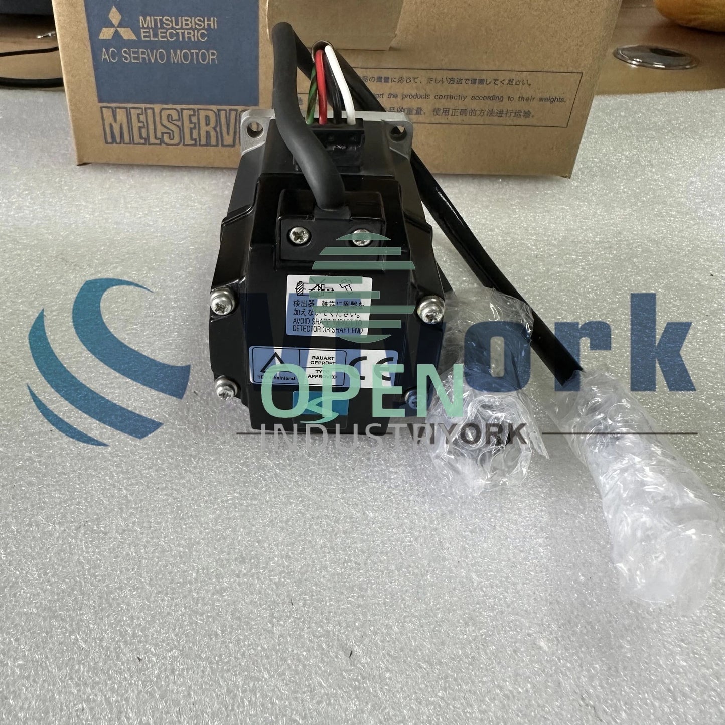 1PCS Mitsubishi HC-MFS23K AC SERVO MOTOR 3AC 120V 1.5AMP 200W 3000RPM