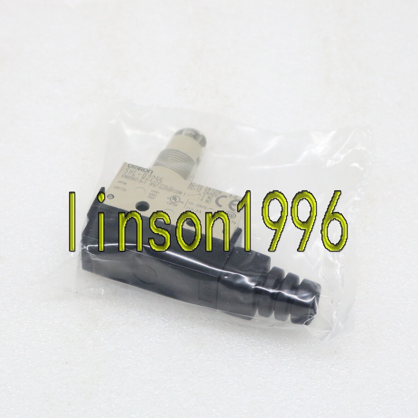 Omron ONE Limit Switch SHL-Q2255, High-Performance Switch with 2255 contacts, reliably protecting electrical circuits in industrial and domestic applications - OMRON