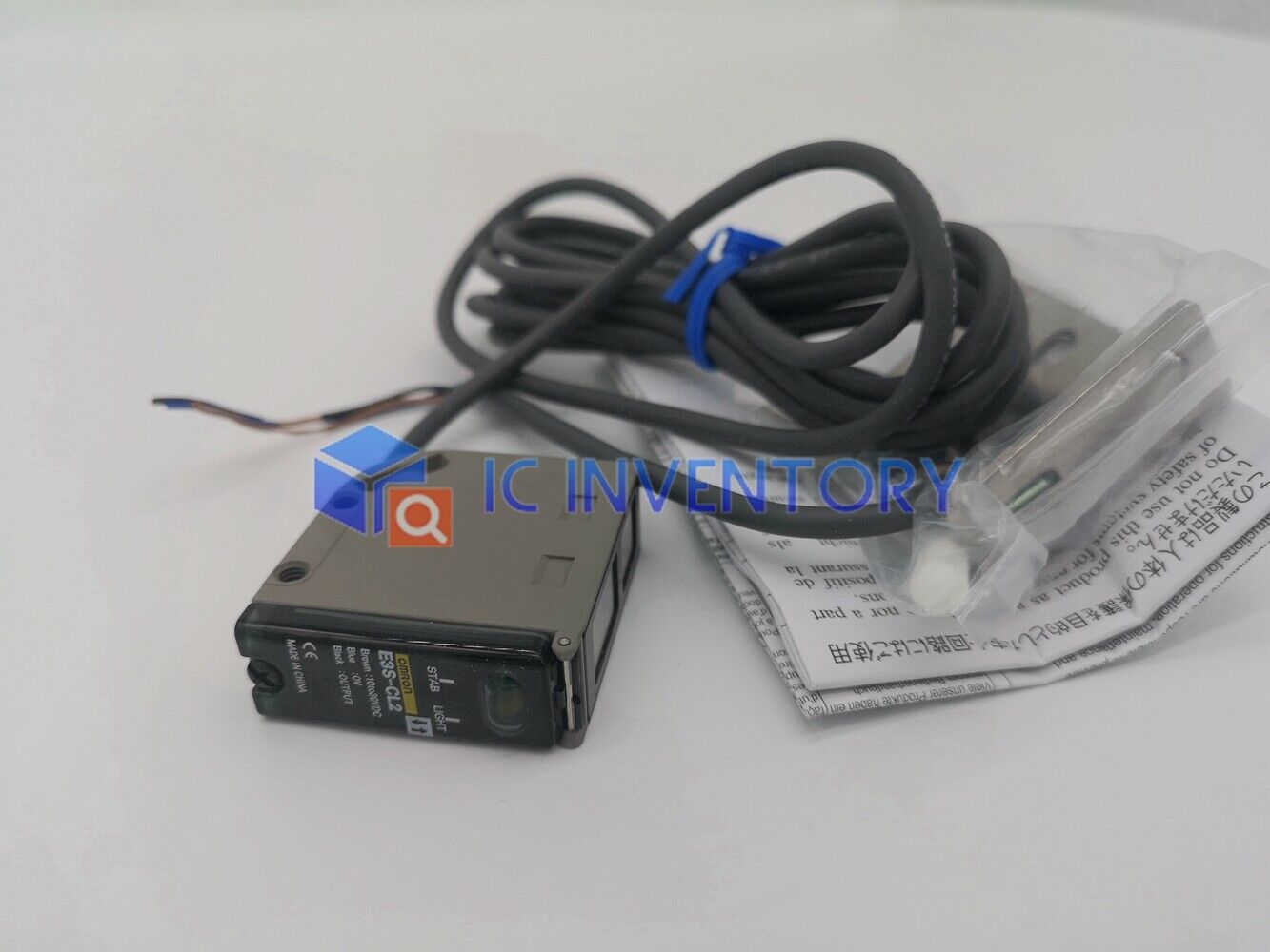 new 1PCS OMRON E3S-CL2 Diffuse Photoelectric Sensor Switch - OMRON