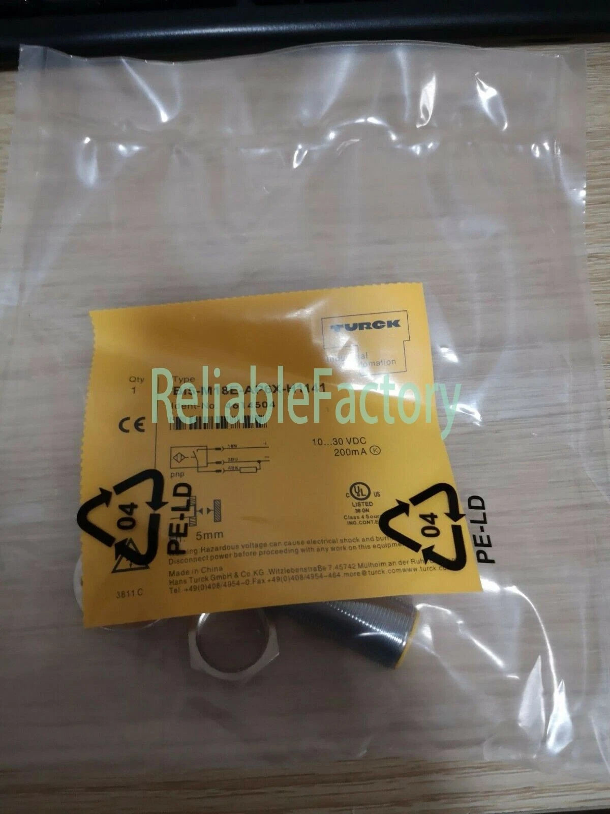 1PCS Turck Bi5-M18E-AP6X-H1141 Proximity Switch - Free Shipping