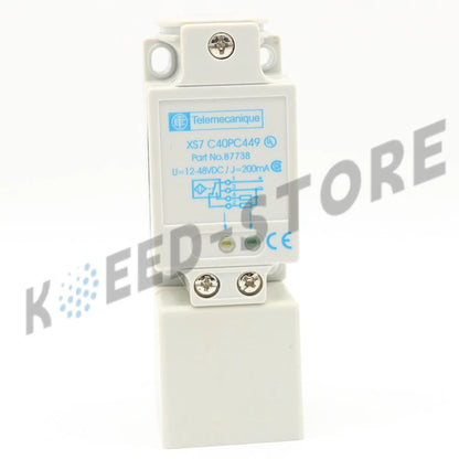 1PCS Telemecanique XS7-C40PC449 XS7C40PC449 Proximity switch