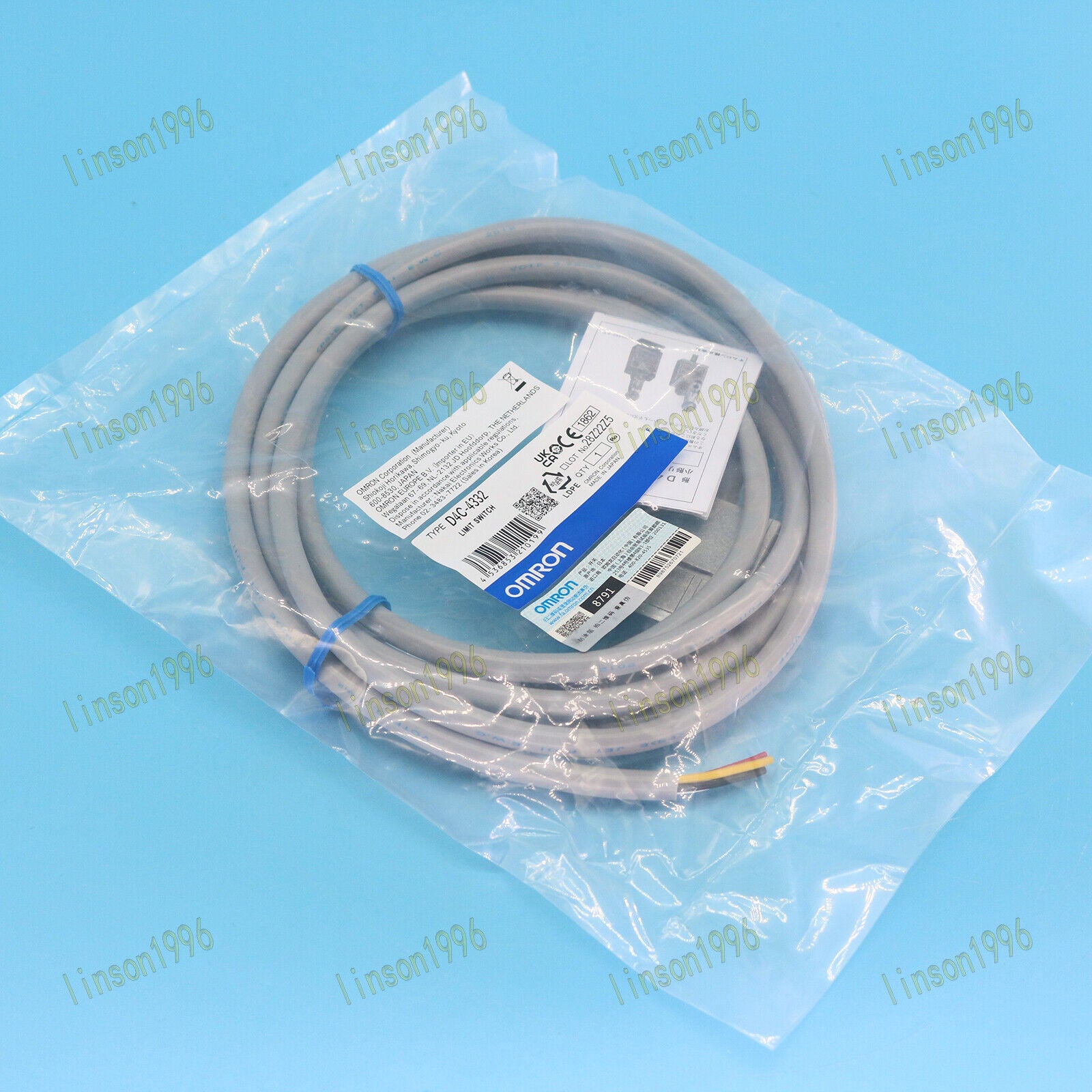 ONE OMRON Limit Switch D4C-4332 D4C4332 Ship - OMRON
