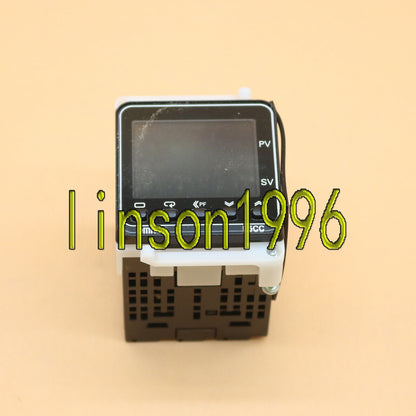 Omron Temperature Controller E5CC-QX2ASM-802 100-240VAC - OMRON