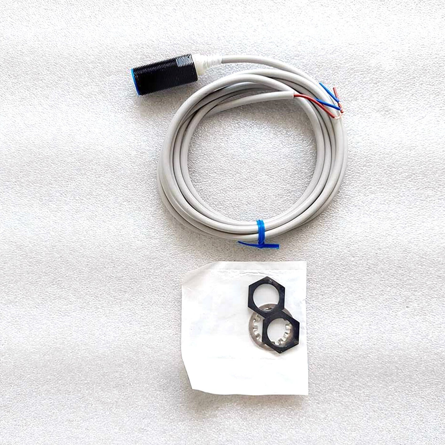 Proximity Switch FL7M-7K6HWE-R - XYZ ELECTRONICS