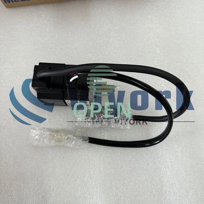 1PCS Mitsubishi HC-PQ033 AC SERVO MOTOR