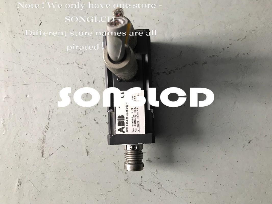 1PCS SDM251-000N5-055/60-2000 Industrial Sensor Module - OMRON